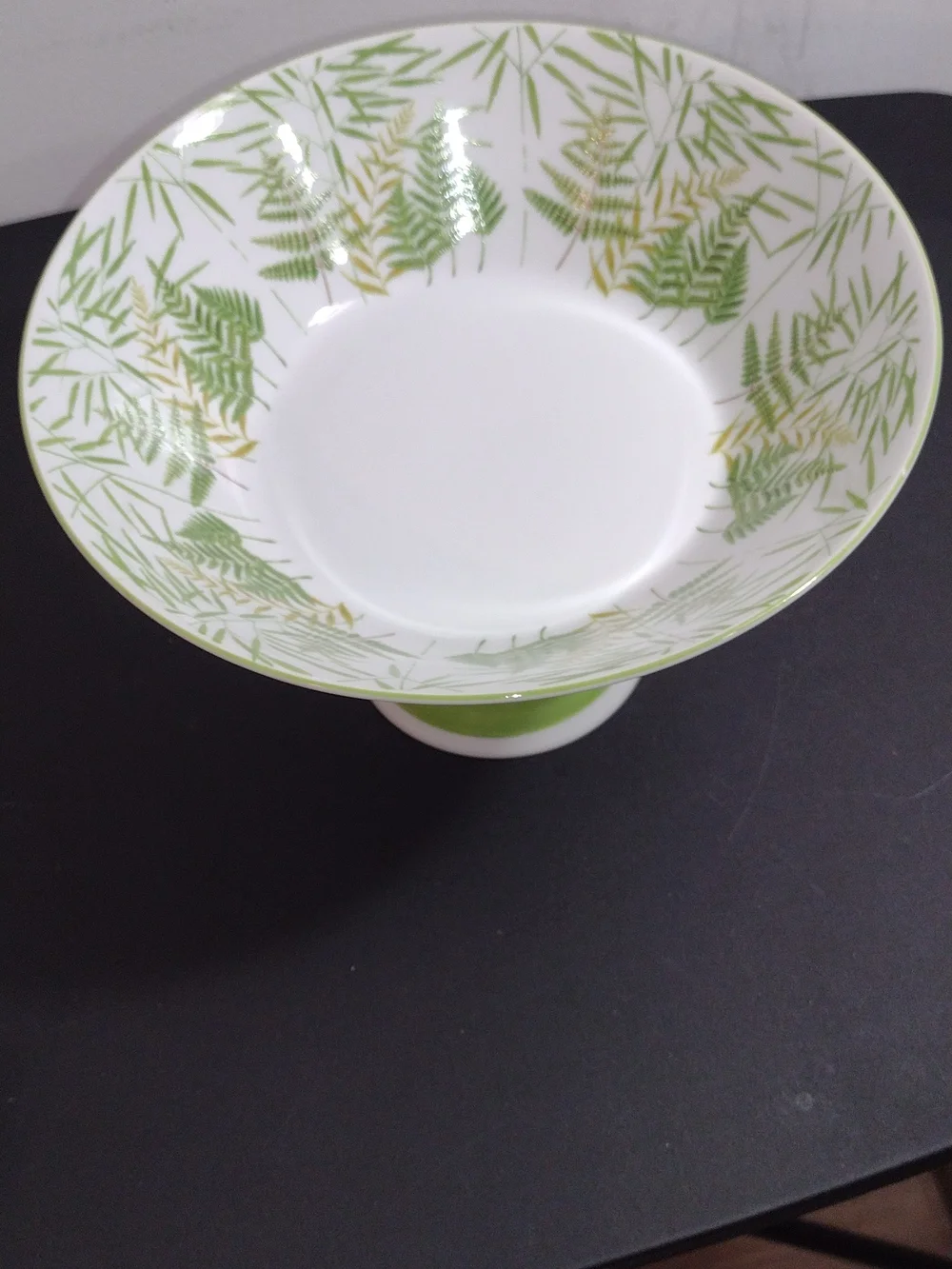 Fern-Pattern Ceramic Pedestal Bowl in Green
